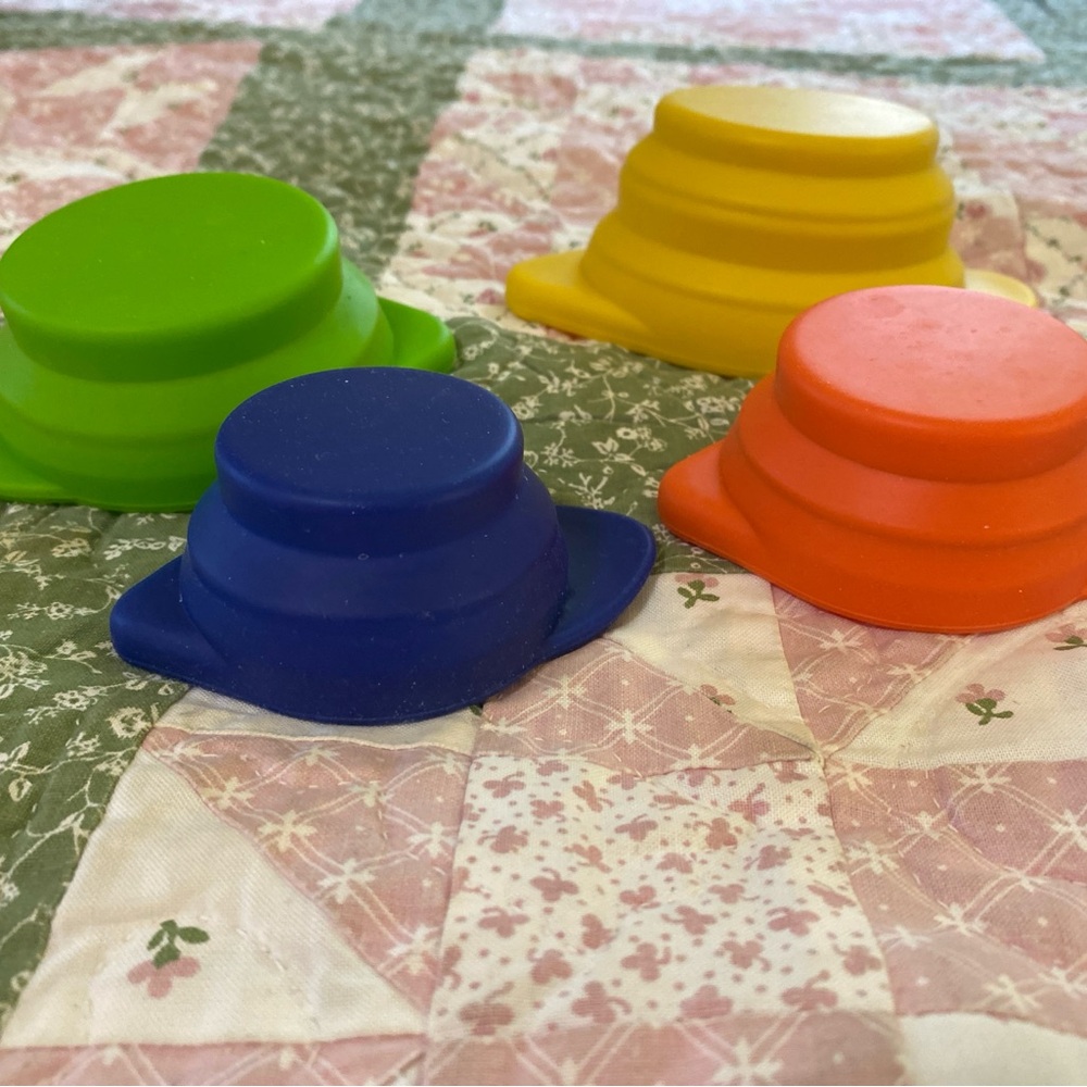Colorful Measuring Cups Set - Picture 2 of 8